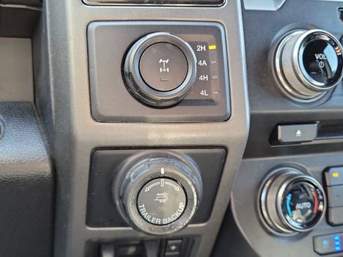 Used 2018 Ford F150 Raptor w/ Equipment Group 802A Luxury AWD/4WD image 25
