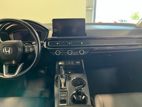Used 2022 Honda Civic Touring image 20