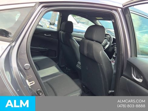 Used 2019 Honda Civic Sport image 18