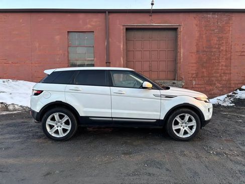 Used 2015 Land Rover Range Rover Evoque Pure Plus image 5