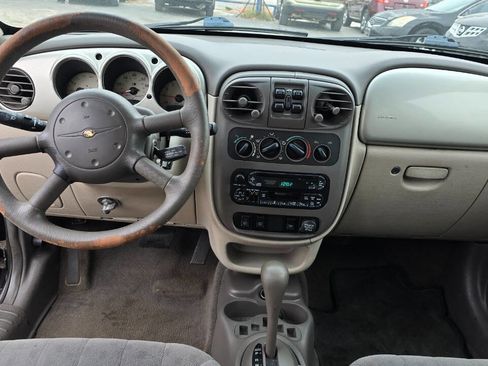 Used 2001 Chrysler PT Cruiser image 9