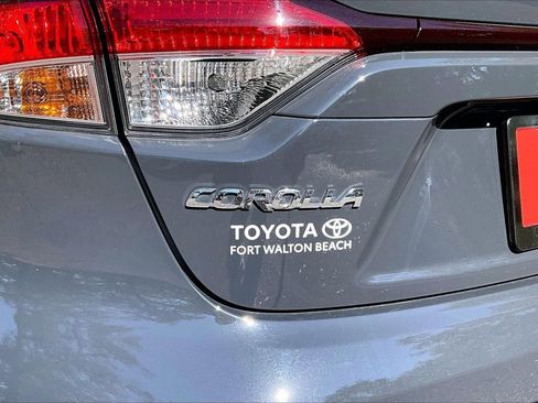 Used 2025 Toyota Corolla SE image 26