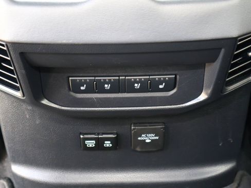 Used 2024 Toyota Tundra Platinum RWD image 16