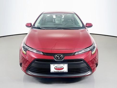Used 2026 Toyota Corolla LE FWD image 2