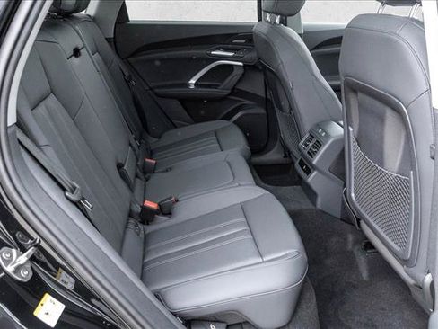 New 2026 Audi Q5 Premium AWD/4WD image 23