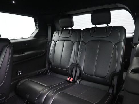 Used 2024 Jeep Grand Cherokee L Limited w/ Luxury Tech Group II image 30