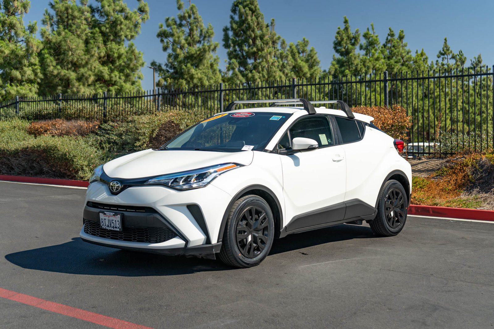 Certified 2021 Toyota C-HR LE FWD image 3