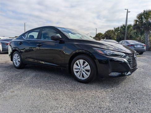 New 2025 Nissan Sentra S image 2