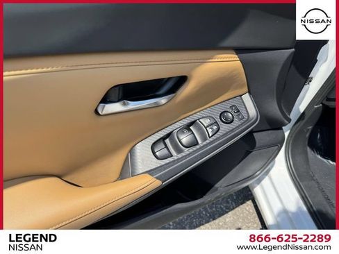 Used 2023 Nissan Sentra SV w/ SV Premium Package FWD image 13