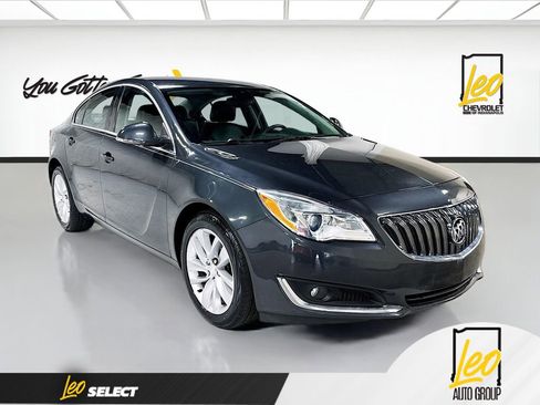 Used 2016 Buick Regal AWD image 3