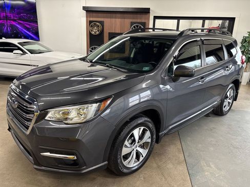 Used 2019 Subaru Ascent Premium w/ Popular Package #3 image 3