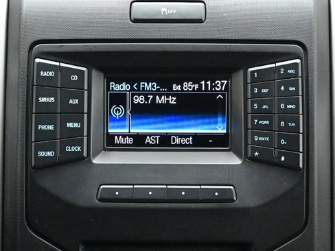 Used 2013 Ford F150 XLT w/ Luxury Equipment Group RWD image 28