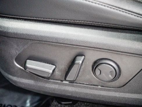 Used 2023 Kia Sportage EX image 19