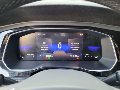 Used 2024 Volkswagen Jetta SE image 23