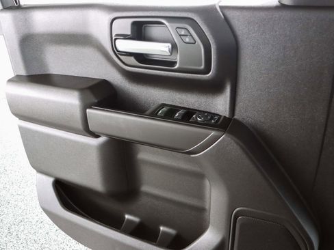 Used 2023 Chevrolet Silverado 1500 Custom Trail Boss w/ LPO, Dark Essentials Package image 22