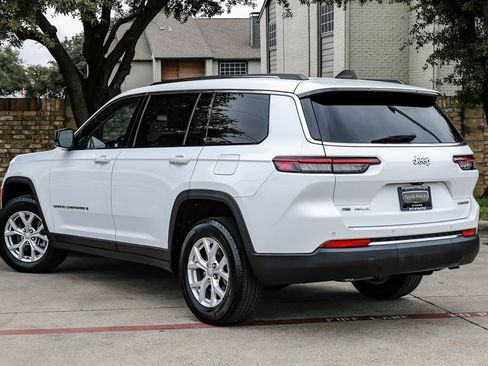 Used 2023 Jeep Grand Cherokee L Limited image 20