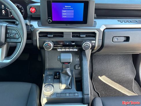 Certified 2025 Toyota Tacoma PreRunner RWD image 17