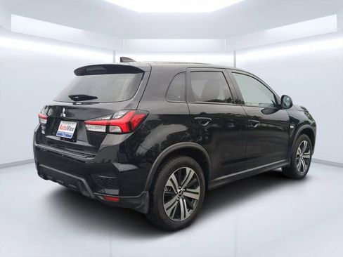Used 2025 Mitsubishi Outlander Sport AWD image 3