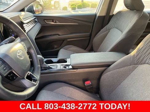 Used 2025 Toyota Camry LE w/ Convenience Package image 9