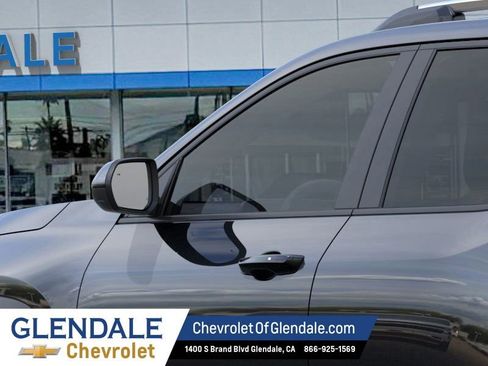 New 2026 Chevrolet Equinox LT w/ LPO, Floor Liner Package image 12