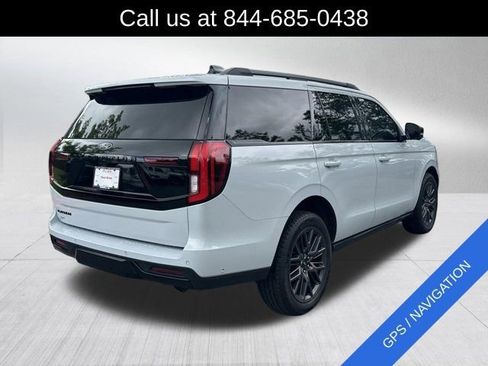 Used 2025 Ford Expedition Platinum w/ Stealth Performance Package AWD/4WD image 5