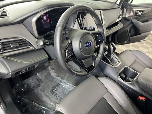 Used 2025 Subaru Outback Onyx Edition AWD/4WD image 11