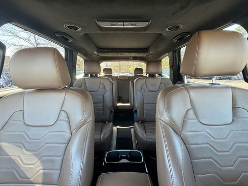 Used 2022 Kia Telluride SX w/ SX Prestige Package image 30