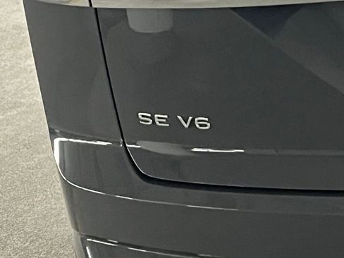 Used 2022 Volkswagen Atlas Cross Sport SE w/ Panoramic Sunroof Package image 37