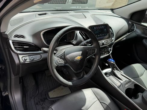 Used 2017 Chevrolet Volt Premier w/ Driver Confidence II Package FWD image 20