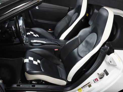Used 2011 Porsche 911 Speedster RWD image 28