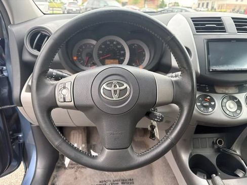 Used 2006 Toyota RAV4 Limited FWD image 10