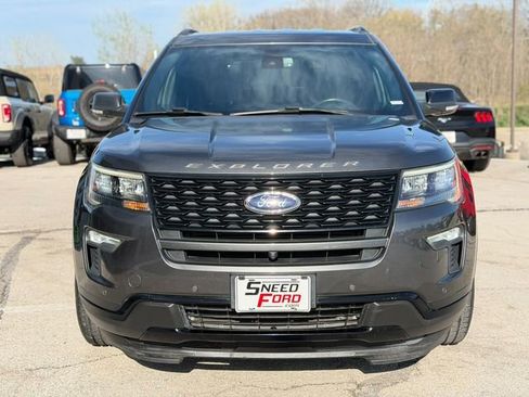 Used 2018 Ford Explorer Sport AWD/4WD image 2