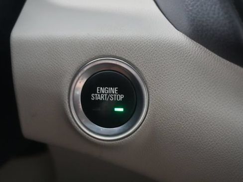 Used 2022 GMC Terrain Denali w/ Denali Premium Package AWD/4WD image 16