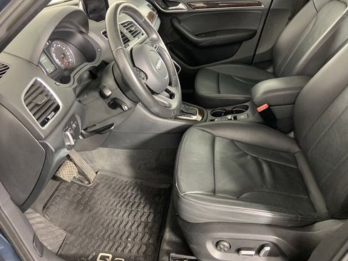 Used 2017 Audi Q3 2.0T Prestige w/ Prestige Package image 17