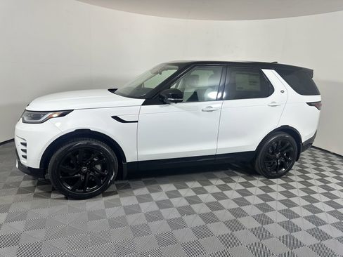 Certified 2025 Land Rover Discovery Dynamic SE AWD/4WD image 2