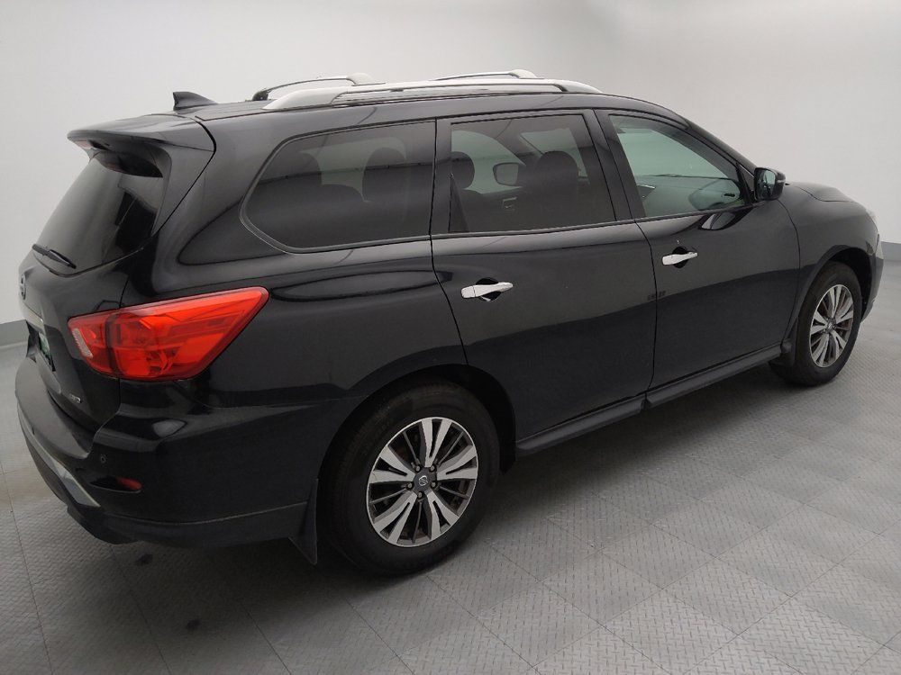 Used 2019 Nissan Pathfinder S AWD/4WD image 10