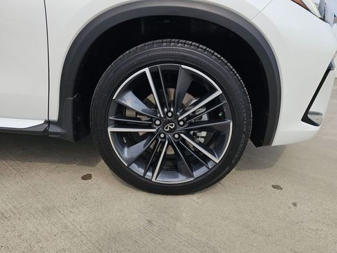 Certified 2025 INFINITI QX55 Luxe w/ Cargo Package image 10