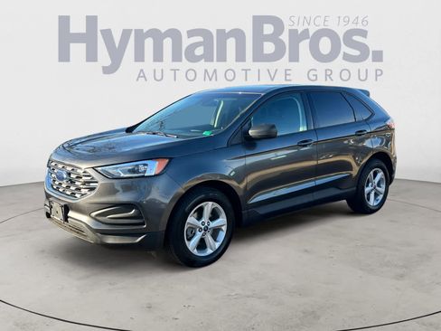 Used 2020 Ford Edge SE image 8