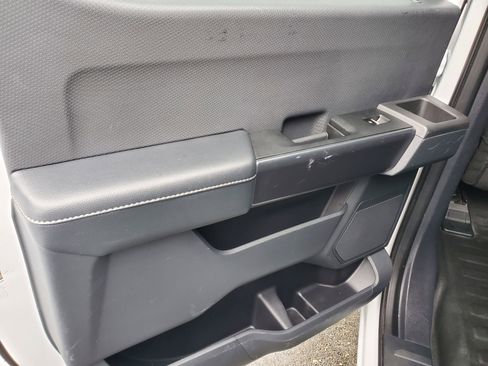 Used 2023 Ford F150 XL w/ STX Appearance Package RWD image 9