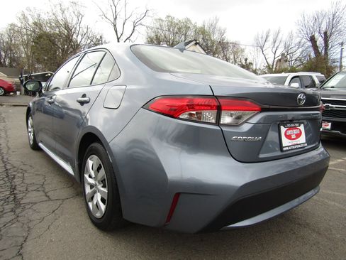 Used 2020 Toyota Corolla LE image 5