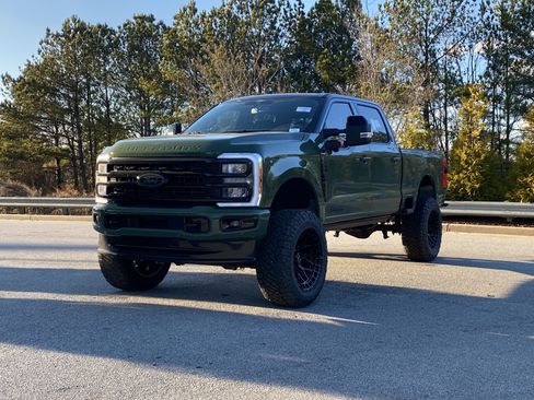 Used 2025 Ford F350 King Ranch image 13