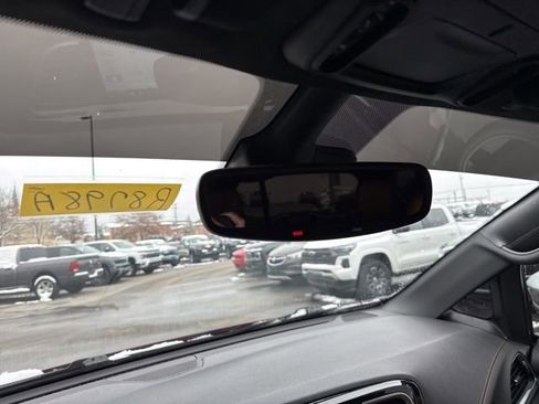 Used 2023 Chrysler Pacifica Pinnacle image 24