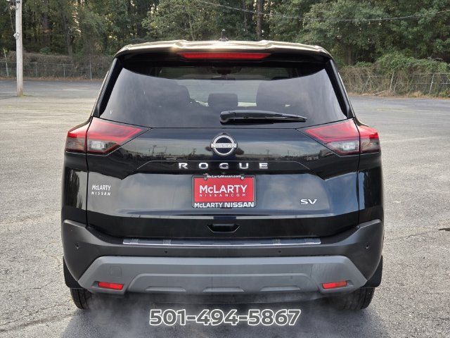 Used 2023 Nissan Rogue SV FWD image 4