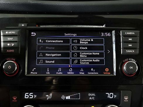 Used 2020 Nissan Rogue SV w/ Premium Package FWD image 20