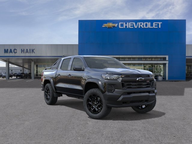 New 2026 Chevrolet Colorado Trail Boss w/ Midnight Edition AWD/4WD image 1