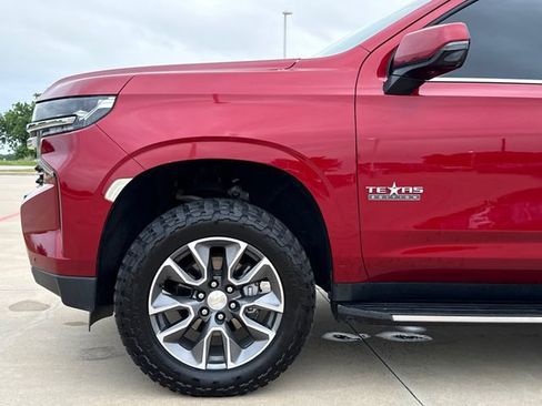 Used 2021 Chevrolet Tahoe LT w/ LT Signature Package RWD image 5