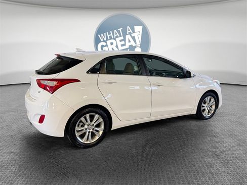 Used 2013 Hyundai Elantra GT image 3