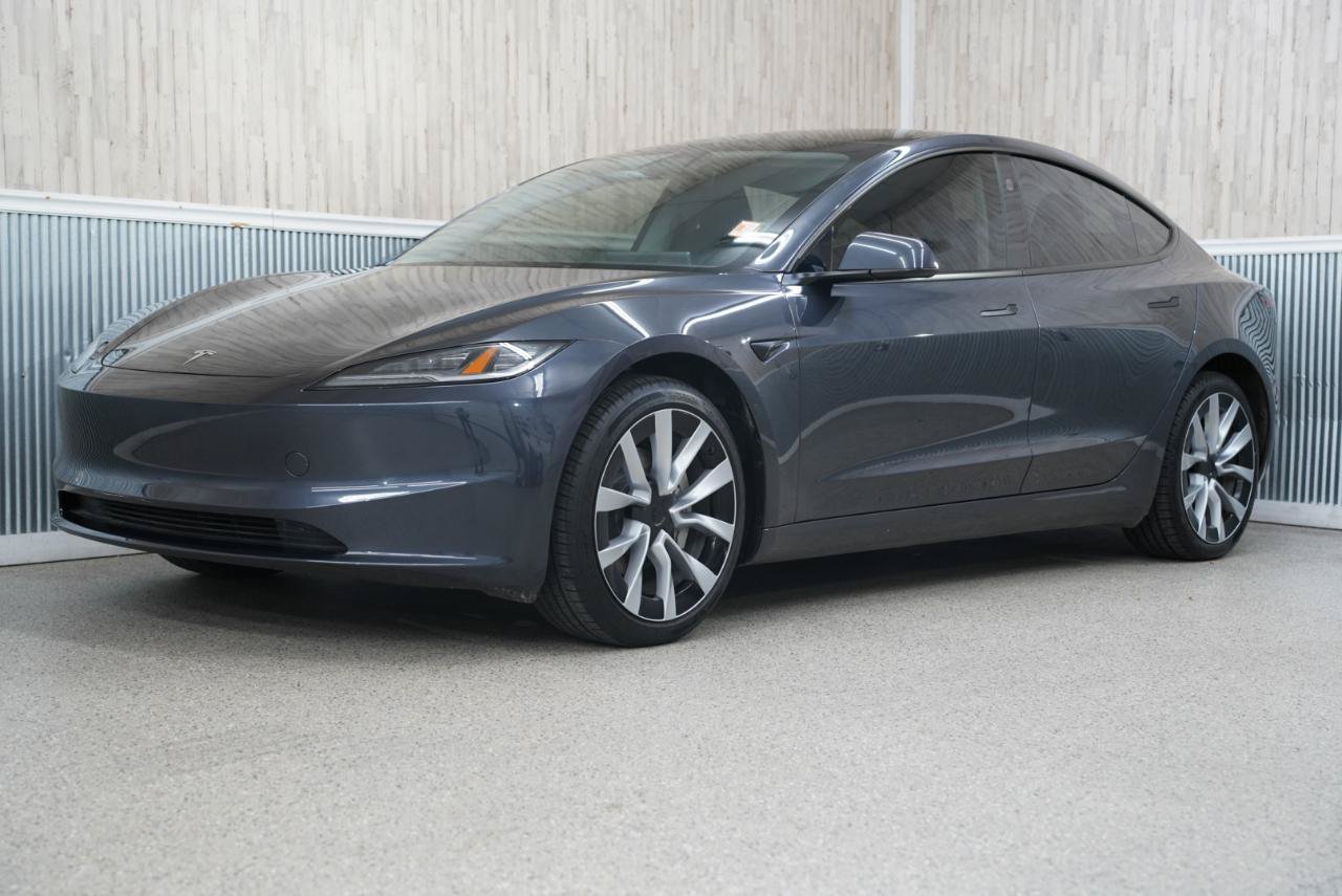 Used 2025 Tesla Model 3 Long Range RWD image 4