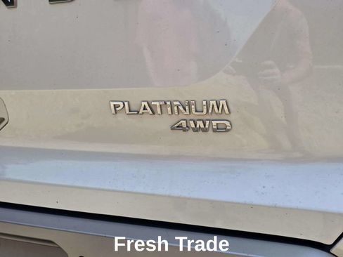 Used 2023 Nissan Pathfinder Platinum w/ Lighting Package (N93) AWD/4WD image 7