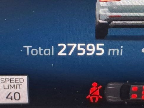 Used 2024 BMW X1 xDrive28i w/ Premium Package image 21